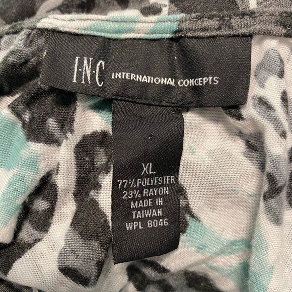 International Concepts [XL] Floral Blouse (2334) - Picture 3 of 3